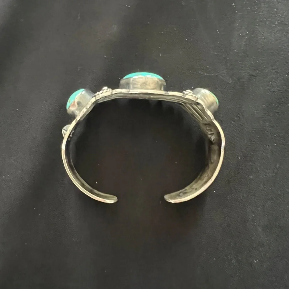 bracelet - Picture 2 of 2